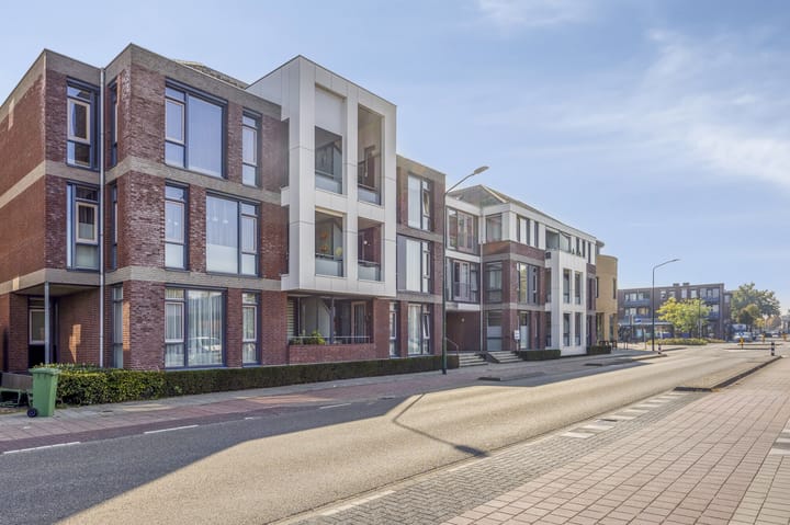 Photo 5 of Zwaanstraat 64