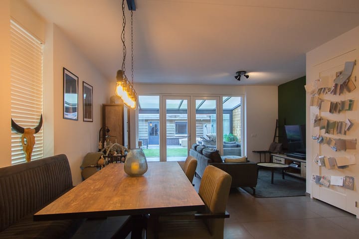 Foto 11 van Dorsvlegel 1