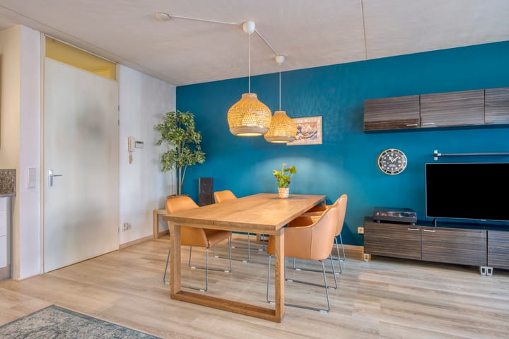 Photo 16 of Zwaanstraat 64