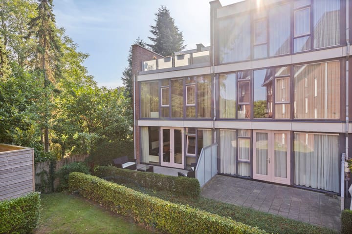 Photo 22 of Zwaanstraat 64