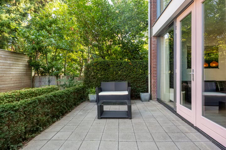 Photo 24 of Zwaanstraat 64