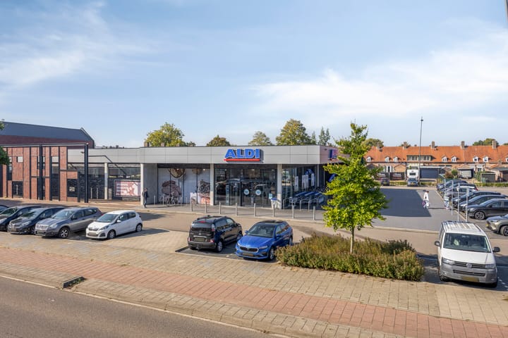 Photo 28 of Zwaanstraat 64