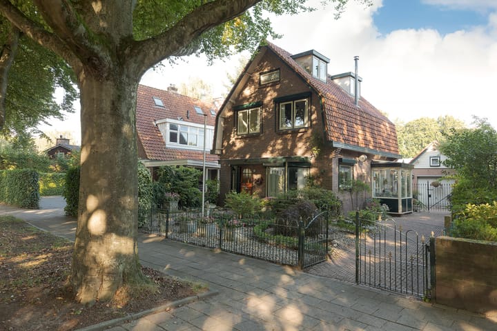 Photo 4 of van Heemstralaan 10