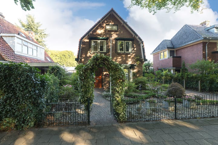 Photo 29 of van Heemstralaan 10