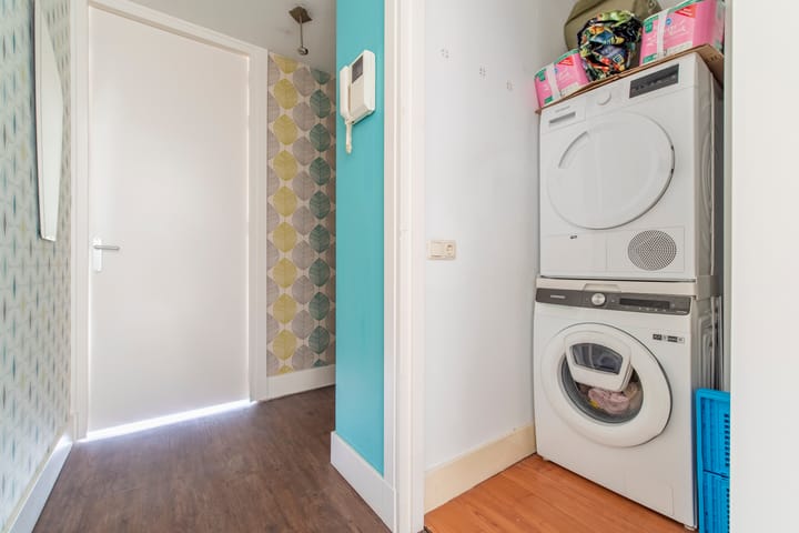 Photo 17 of Kostverloren 76