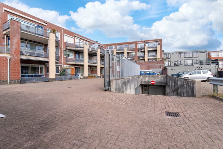 Photo 21 of Kostverloren 76