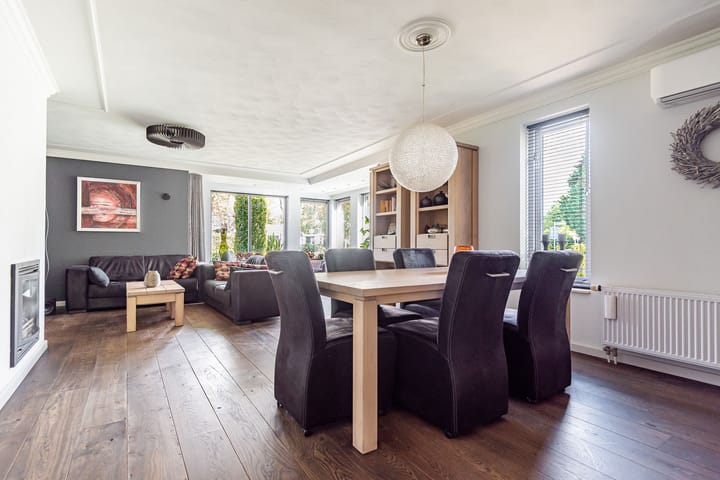 Foto 2 van Rozemarijn 36