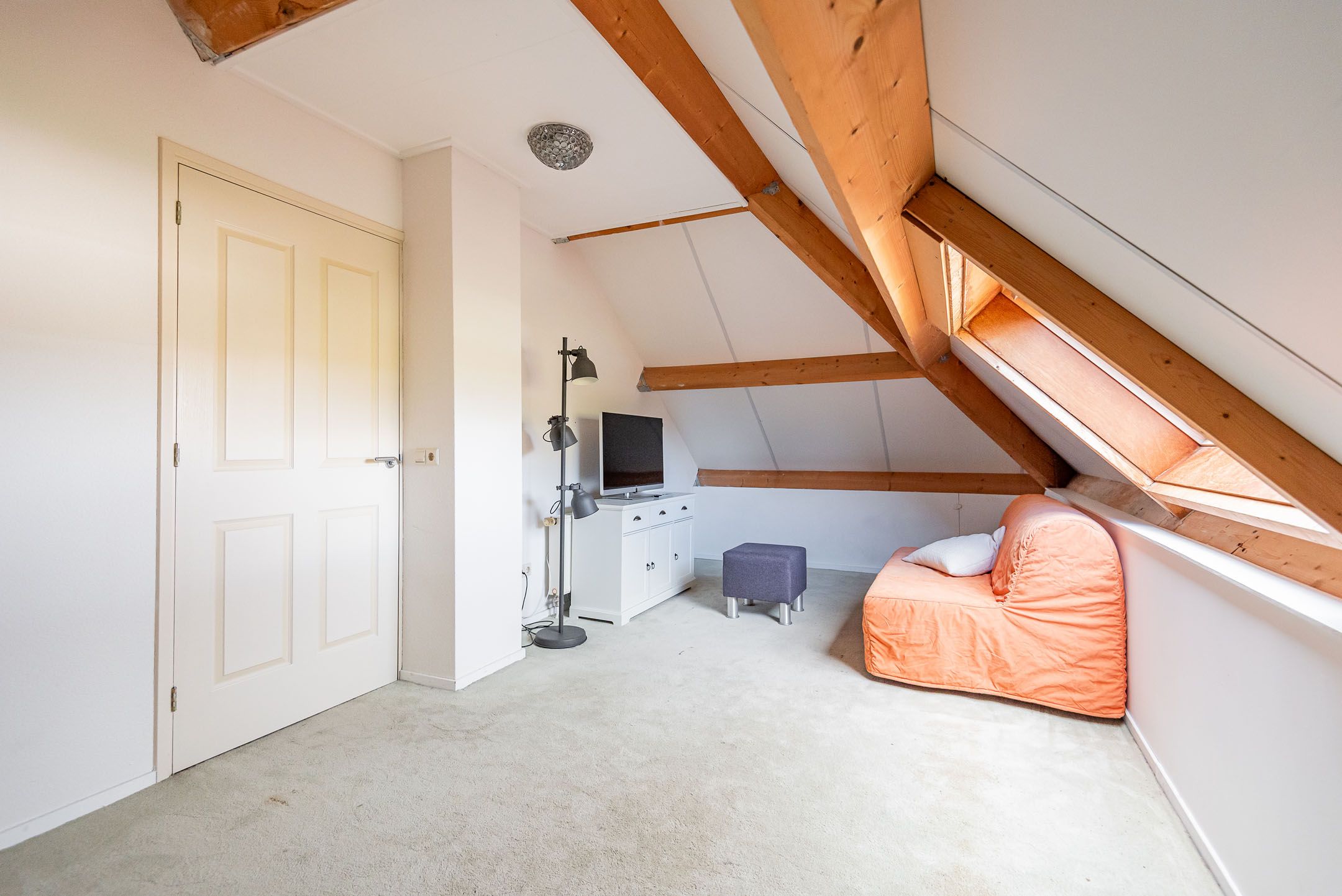 Foto 51 van Rozemarijn 36