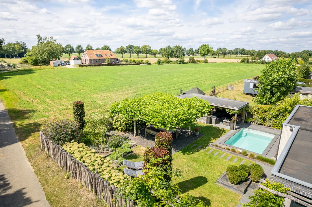 Foto 68 van Rozemarijn 36