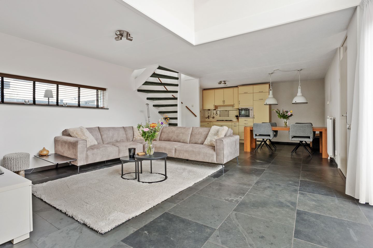 Foto 4 van Van Beekum Maurissestraat 18