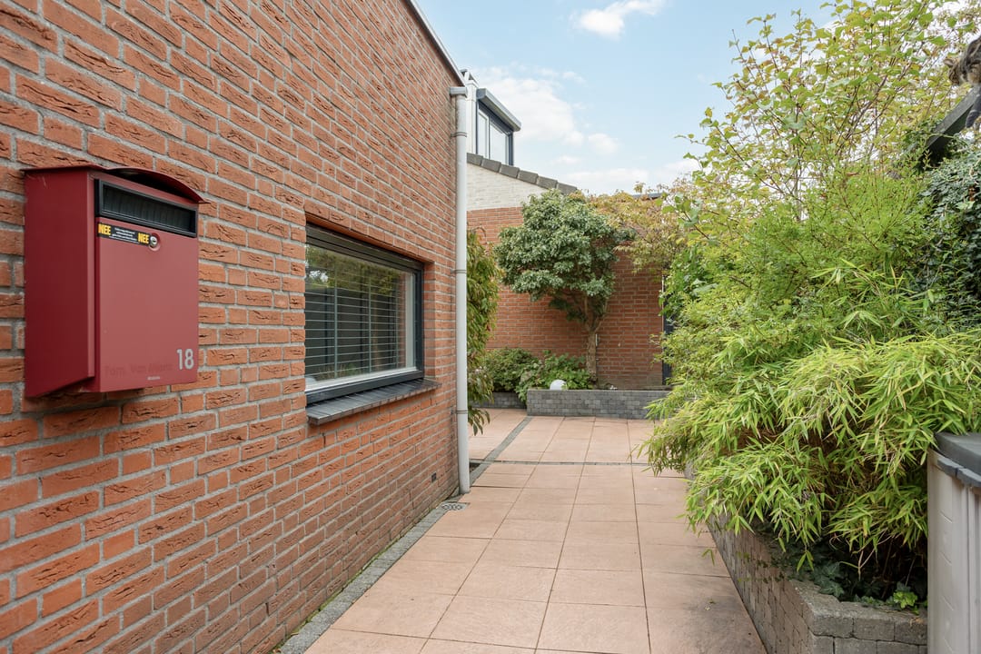 Foto 32 van Van Beekum Maurissestraat 18