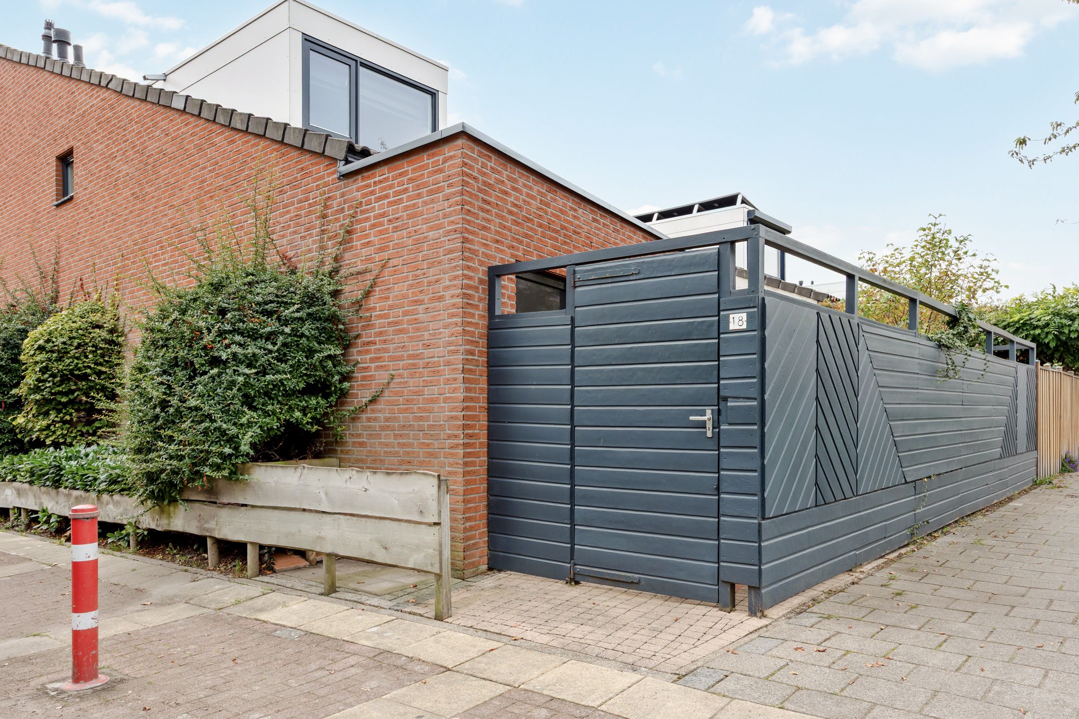 Foto 33 van Van Beekum Maurissestraat 18