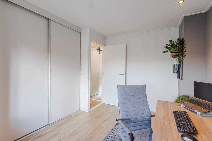 Foto 22 van Burggraaf Zwederlaan 5