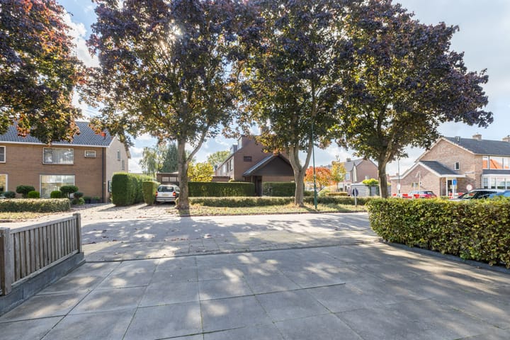 Foto 36 van Burggraaf Zwederlaan 5