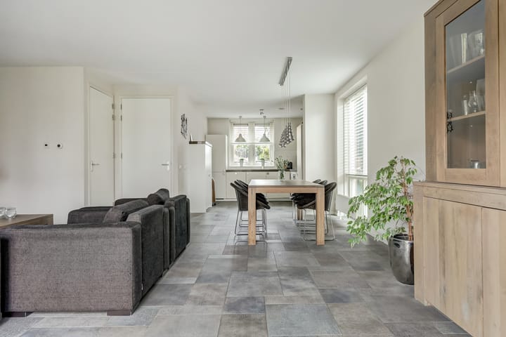 Foto 11 van Regentes 25