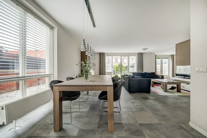 Foto 14 van Regentes 25