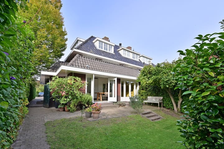 Foto 23 van van der Helstlaan 48