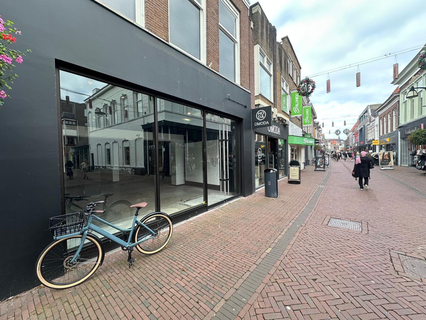 View photo 2 of Hoofdstraat 42