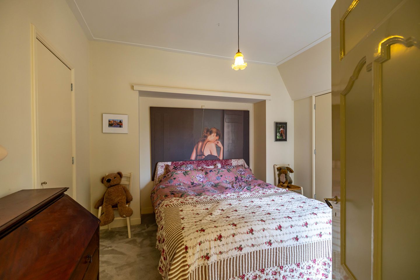 Photo 34 of Valge 2