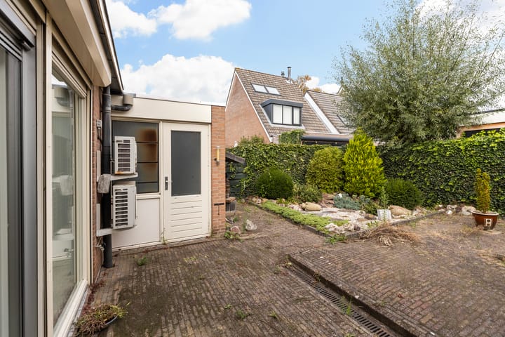 Foto 26 van Prinses Irenestraat 2