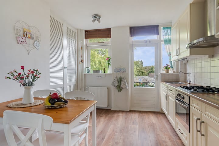 Foto 15 van Karel Doormanlaan 86