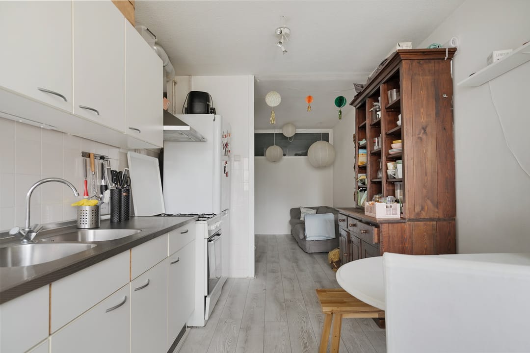 Photo 13 of Jan Pieter Heijestraat 62-A