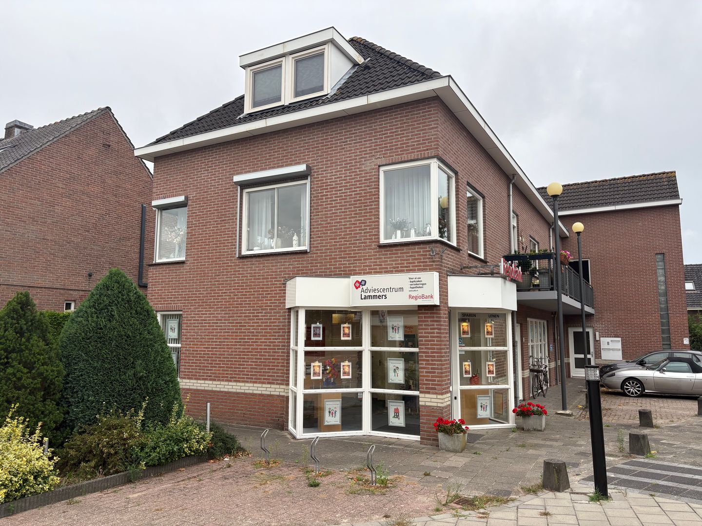 View photo 2 of Provincialeweg 1