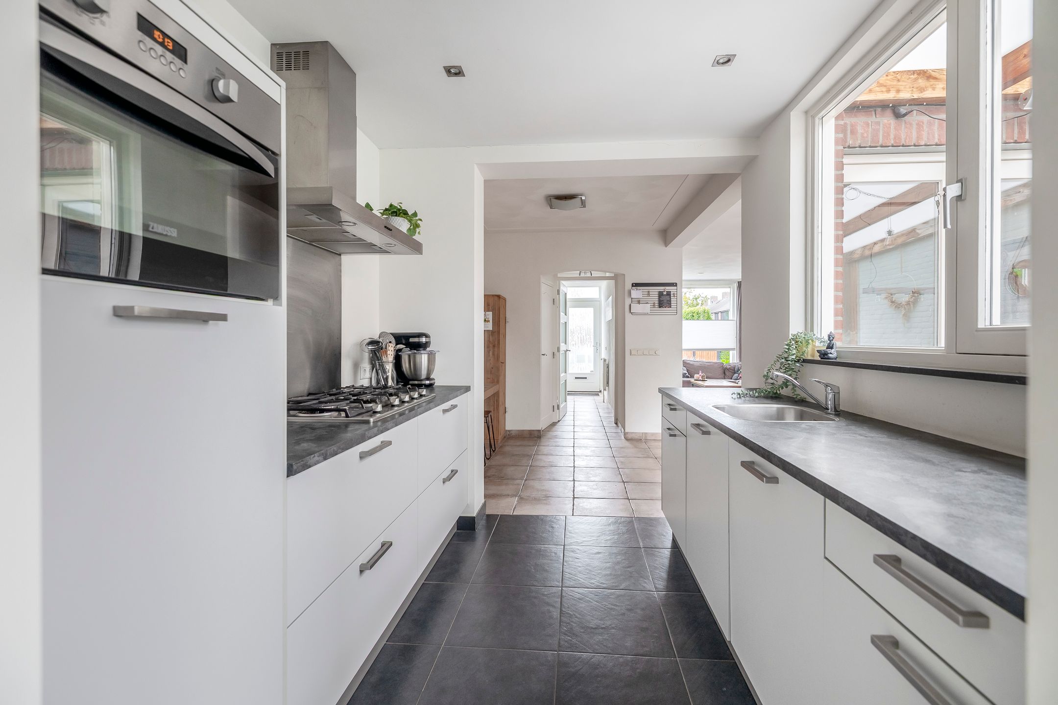 Foto 15 van Merodestraat 16