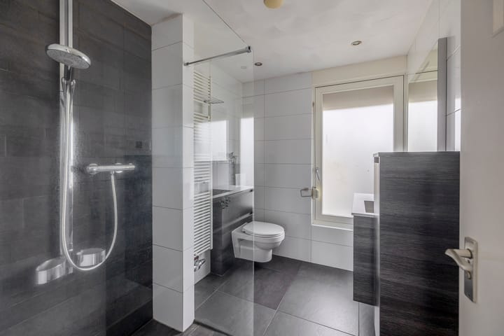 Photo 24 of Merodestraat 16