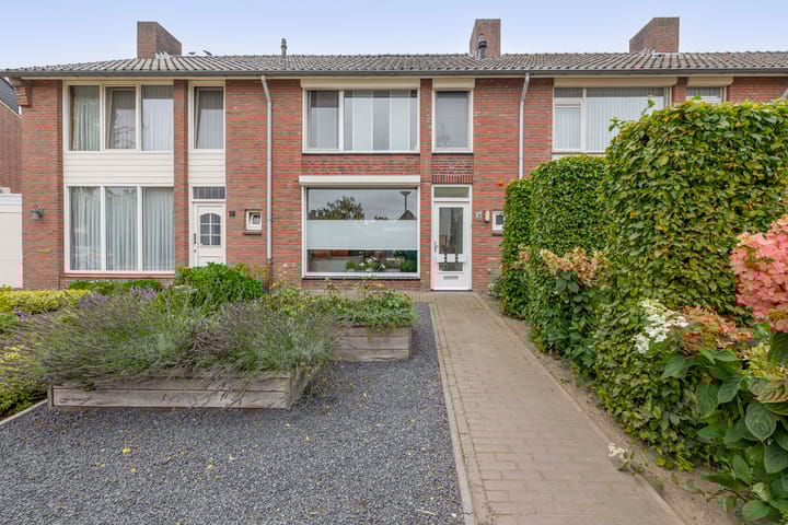 Photo 35 of Merodestraat 16