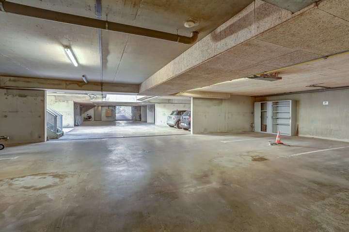 Photo 4 of Gruttersdijk Parkeerplaats 4