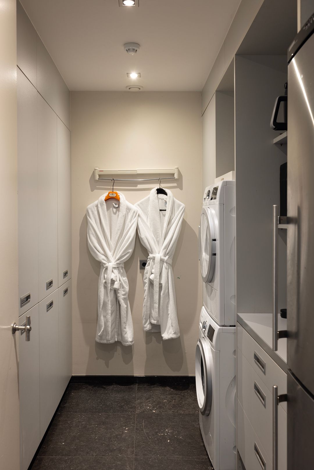 Photo 16 of Hollewandsweg 38