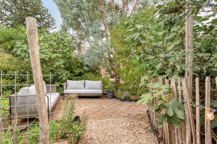 Photo 2 of Esdoorndreef 12