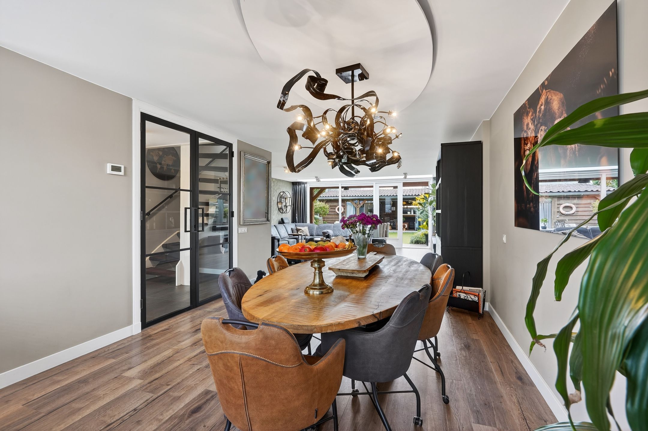 Photo 6 of Van Houtenstraat 43