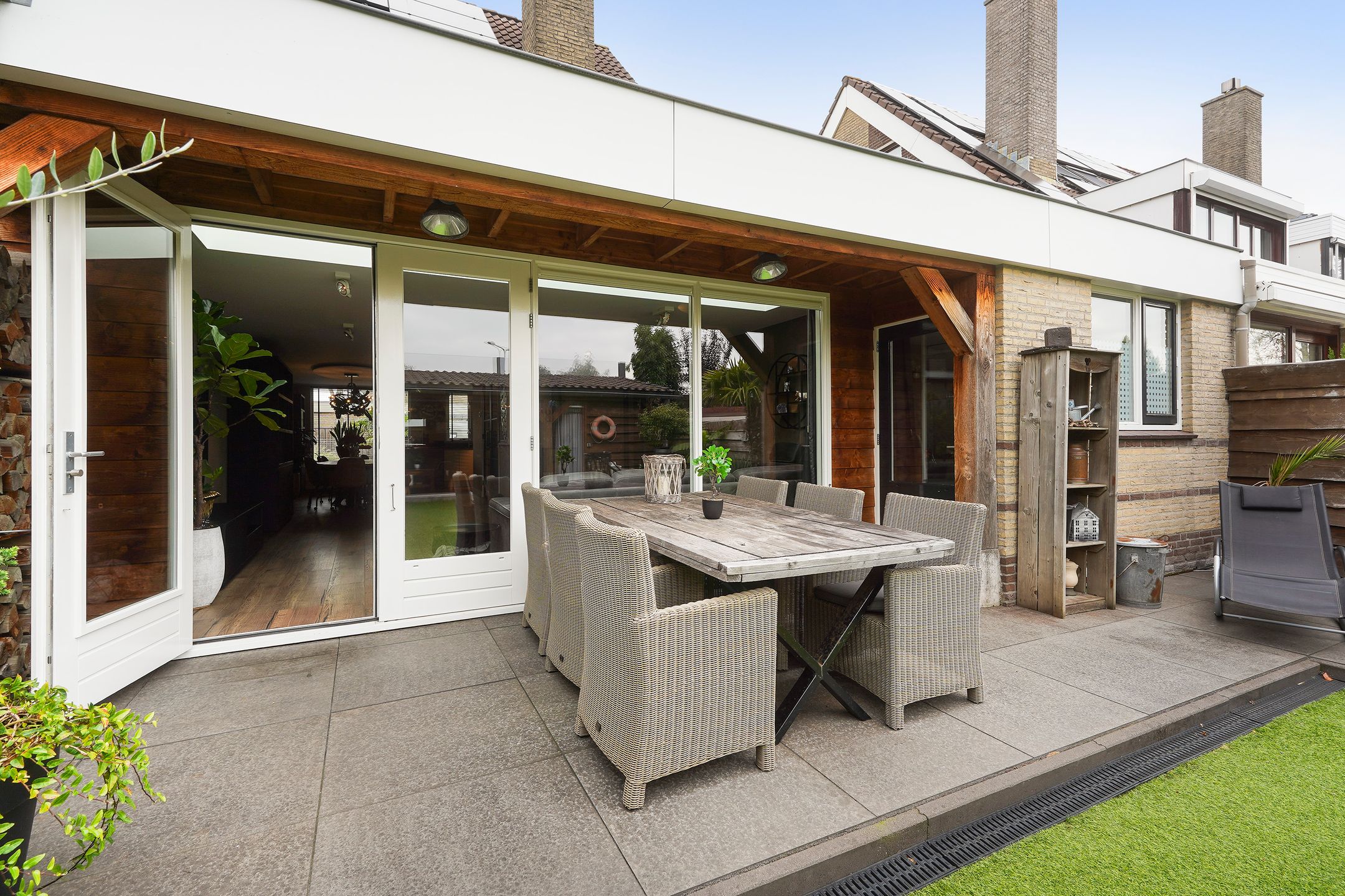 Photo 18 of Van Houtenstraat 43