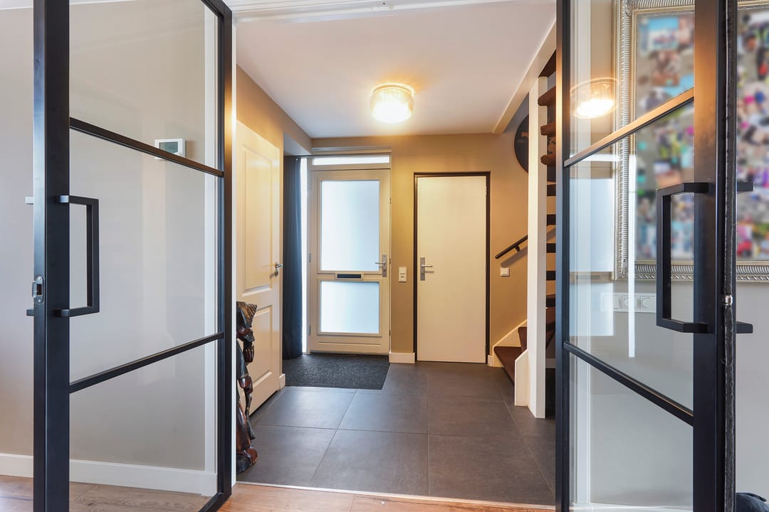 Photo 26 of Van Houtenstraat 43