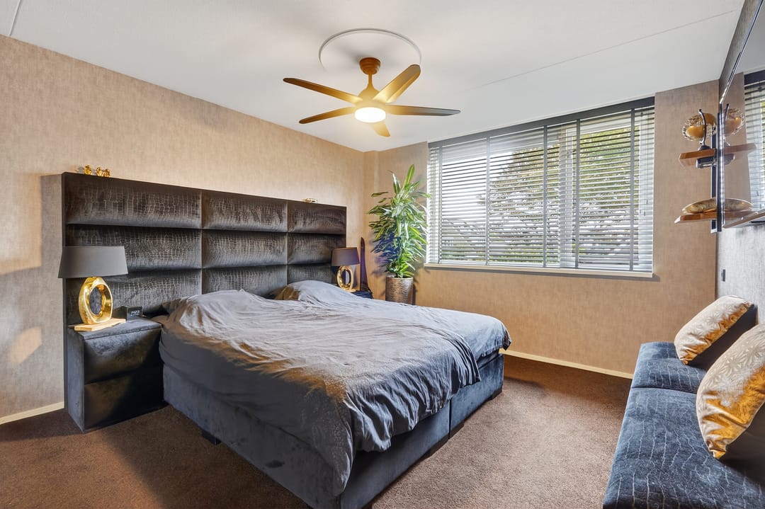 Photo 31 of Van Houtenstraat 43