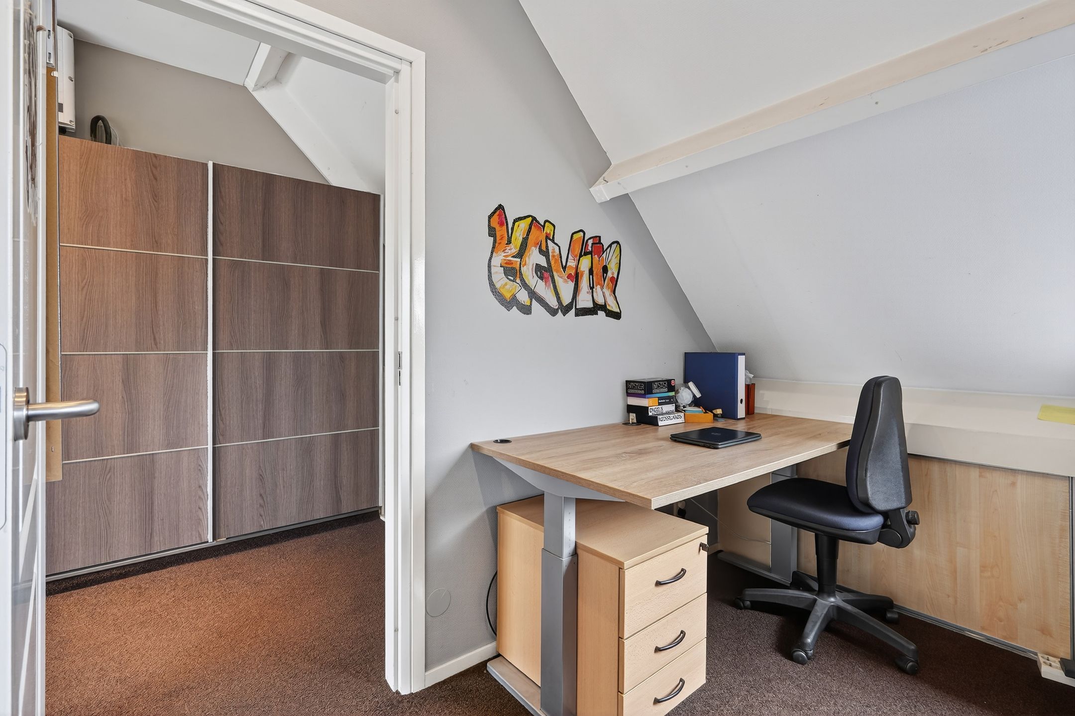 Photo 45 of Van Houtenstraat 43