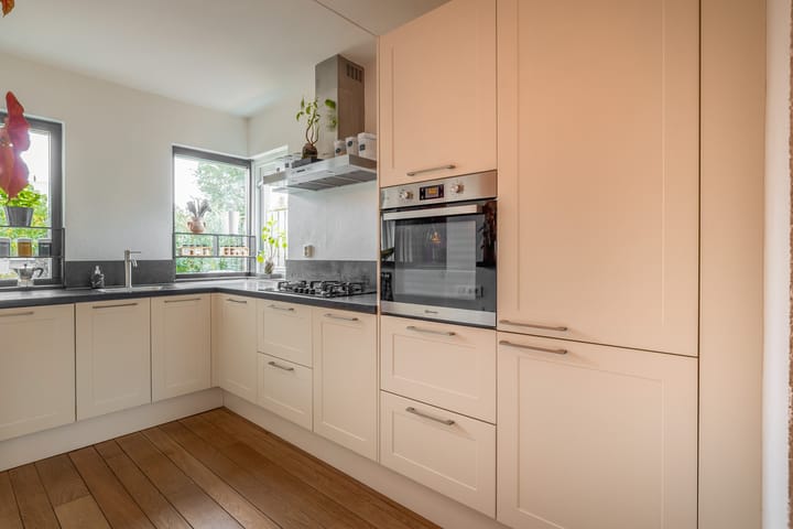 Foto 14 van Weteringlaan 182