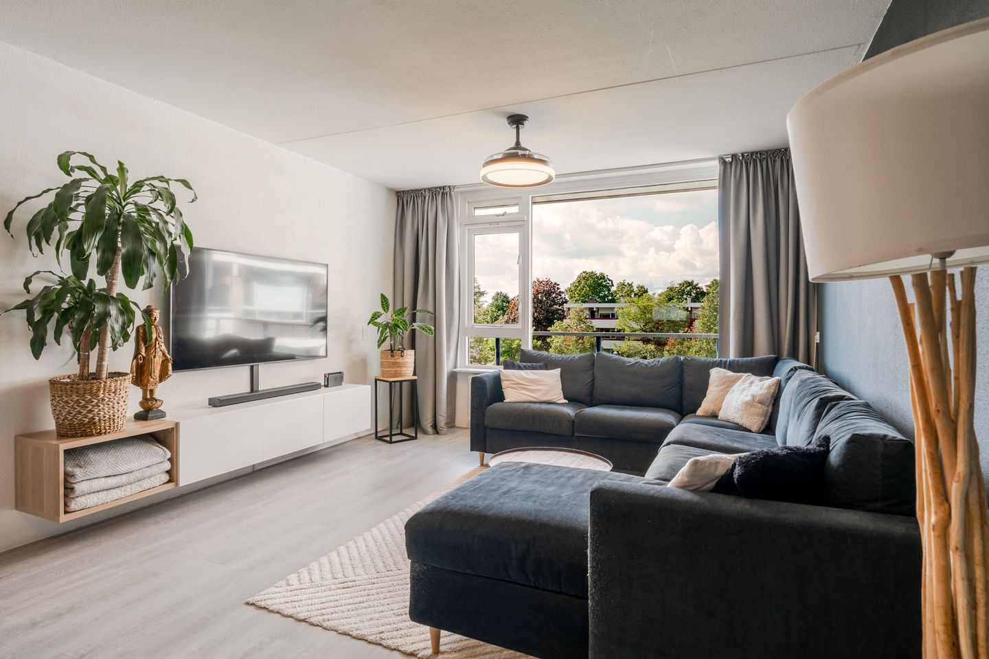 Photo 10 of Martin Luther Kinglaan 64