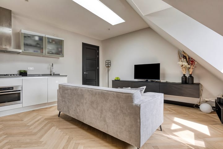 Photo 7 of Rapenburgerstraat 73-E2