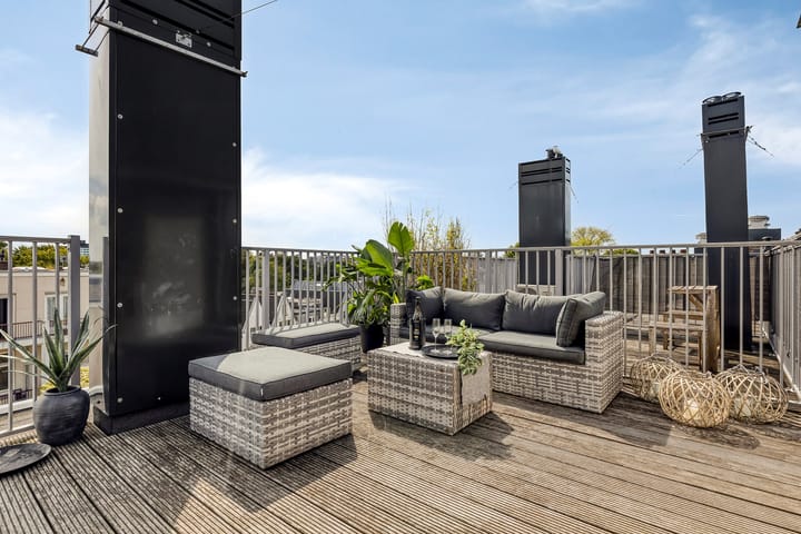 Photo 2 of Rapenburgerstraat 73-E2