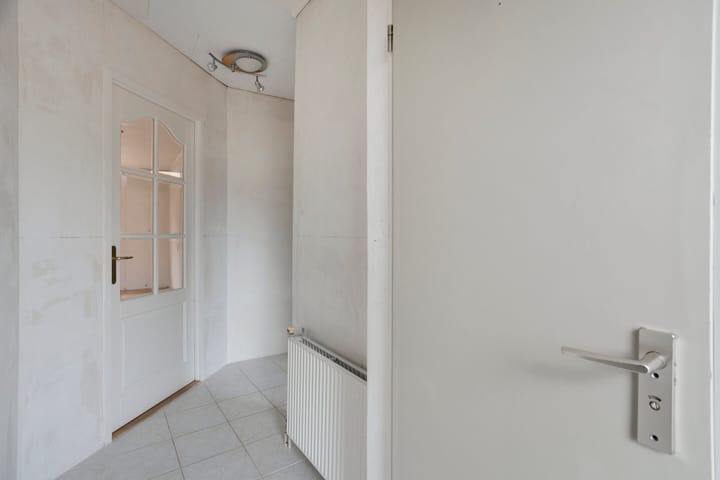 Foto 4 van Deken Lendersstraat 13