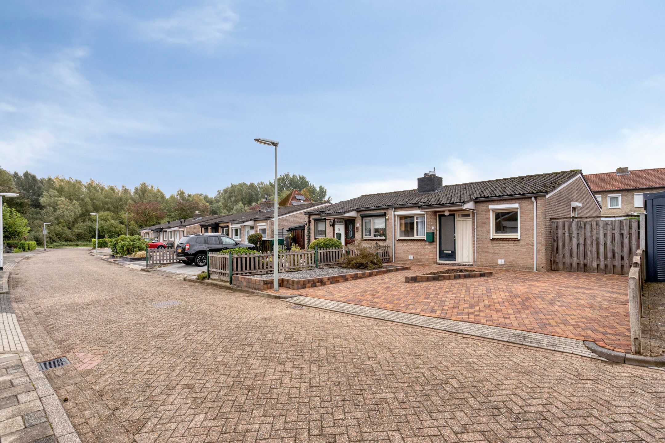 Foto 21 van Deken Lendersstraat 13