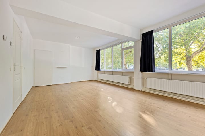 Foto 3 van Moleneindplein 36