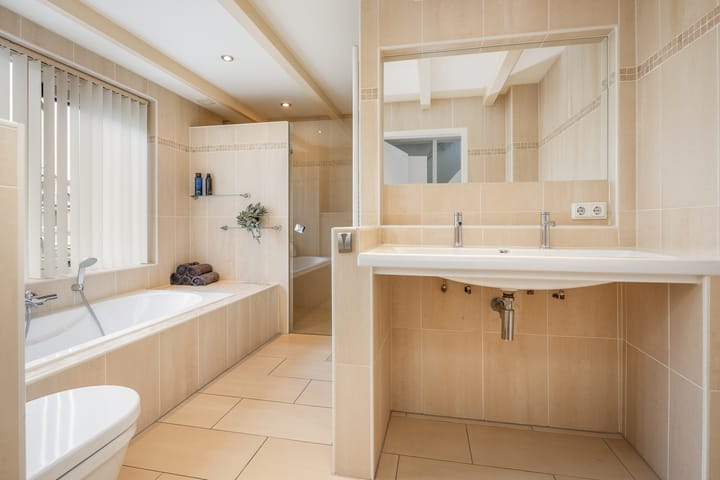 Foto 22 van Lobeliastraat 13