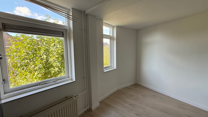 Photo 21 of Waterhoen 5