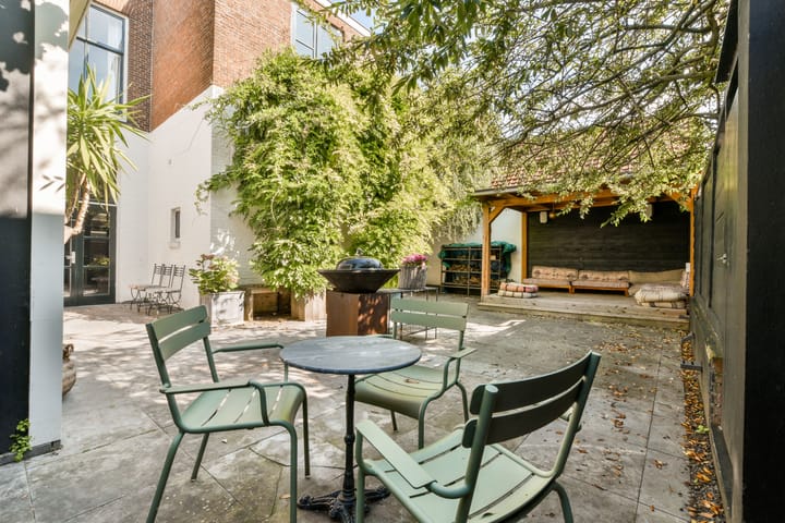 Photo 2 of Bredestraat 5