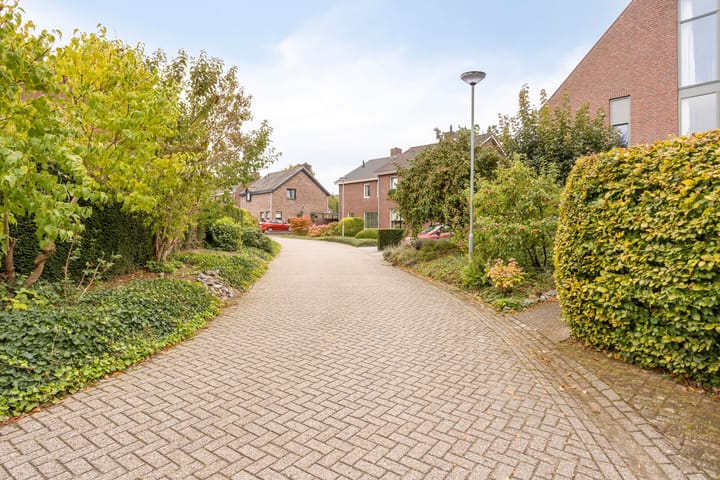 Photo 44 of Keenkestraat 2