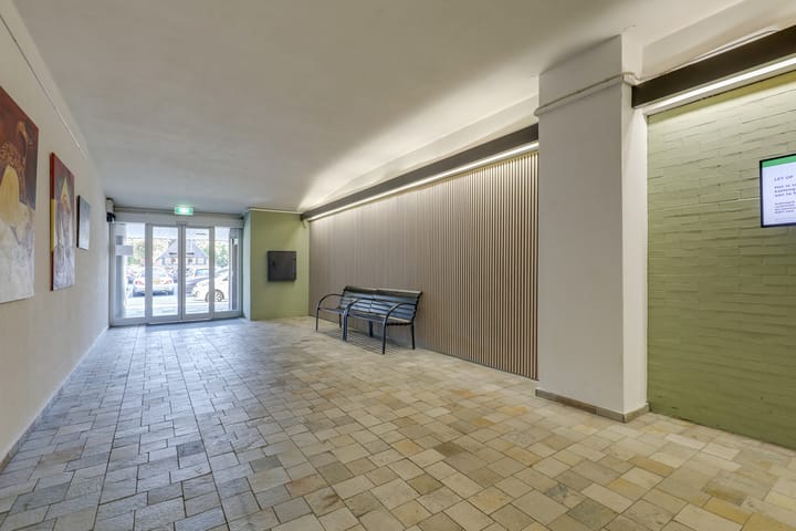 Foto 8 van Den Heuvel 104